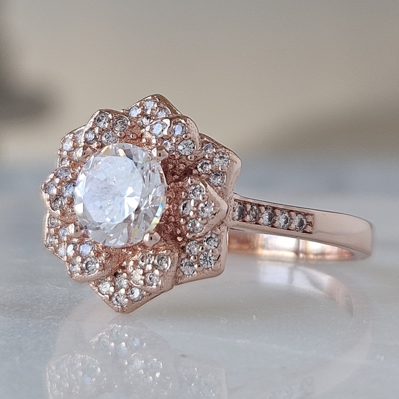 18k Rose Gold Flower ring, 925 Sterling Silver Floral Collection Charmed Aroma - Picture 3 of 10